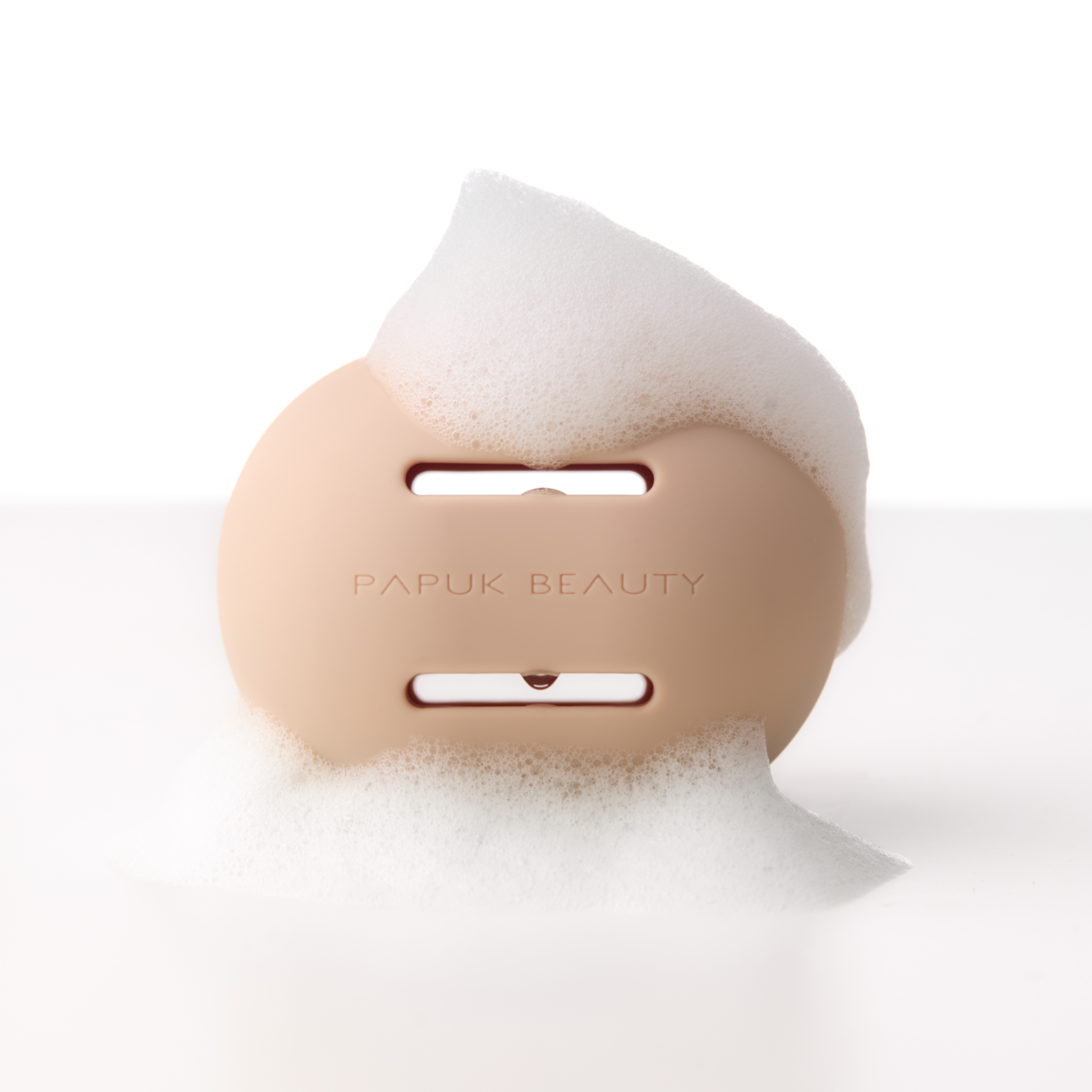 Силиконовый футляр для спонжа, молочный (milk)